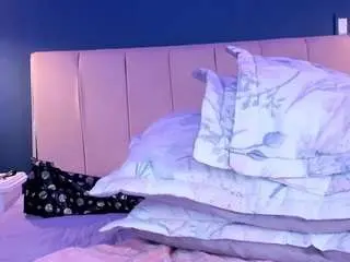 Charlotteee-1  live sex cam