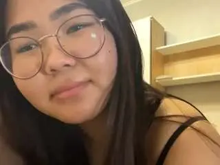 Clarinefranzoni  live sex cam