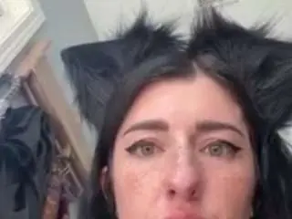 Gothicbuttslut  live sex cam