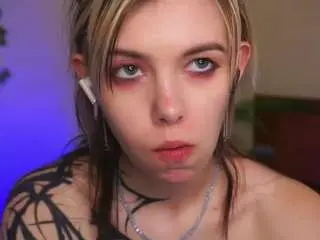 Haydeesarraga  live sex cam