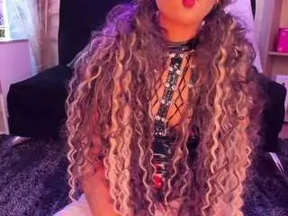 Tylla  live sex cam