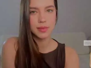 Aileenbutremovic  live sex cam