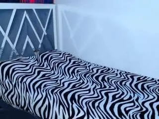 Callmeamber1  live sex cam
