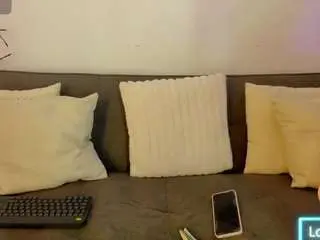 Sarabanks15  live sex cam