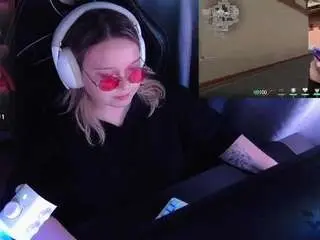 Sofiaadams  live sex cam