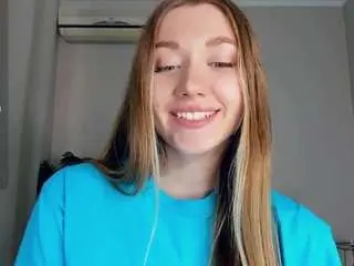Vernettamecannic  live sex cam