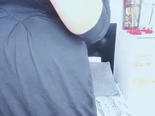 Marinaxcute  live sex cam