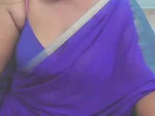 Saanvipranha  live sex cam