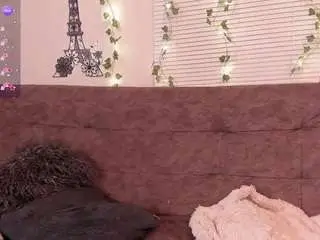 Sweet-thang01  live sex cam