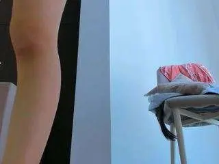 Ziraswan  live sex cam