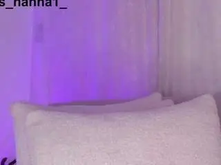 Cuttehanna18  live sex cam