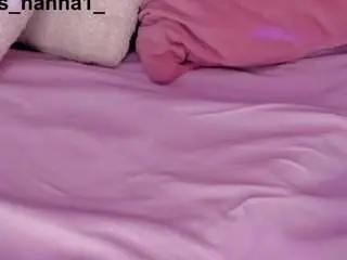 Cuttehanna18  live sex cam