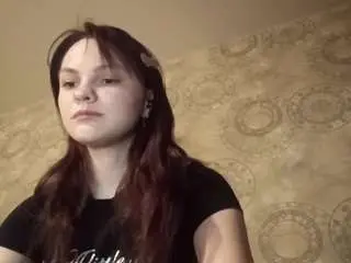 Louisefriar  live sex cam