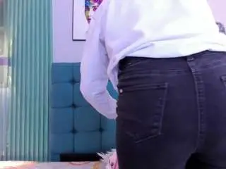 Lunabluee  live sex cam