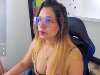 Melisa-14  live sex cam