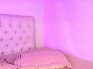 Margaretrossi  live sex cam