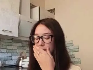 Michikomccoil  live sex cam