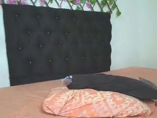 Sweetscaarlett  live sex cam