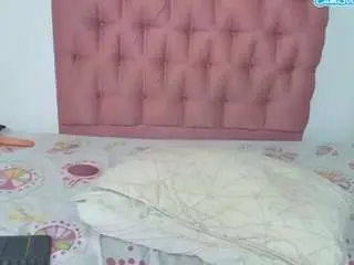 Sweetscaarlett  live sex cam
