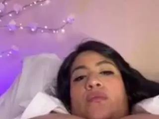 Vicserna  live sex cam