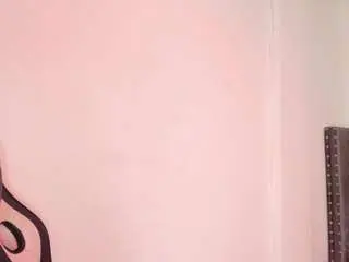 Alaia-cute  live sex cam