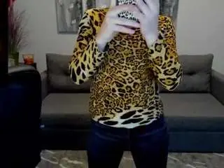 Bettyjonesi  live sex cam