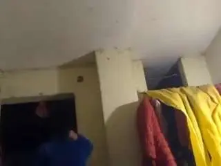 Kumy2002  live sex cam