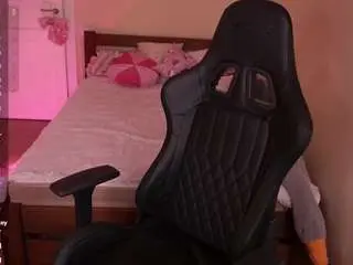 Onlypenny  live sex cam