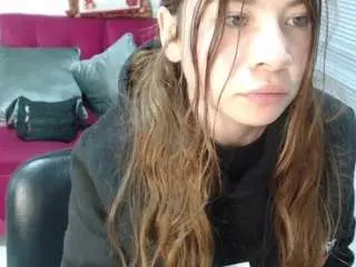 Scarlet-redhead  live sex cam