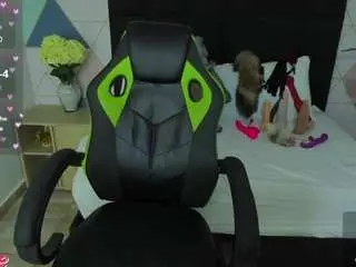 Gisela27  live sex cam