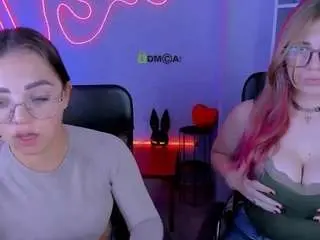 Kiki-swan  live sex cam