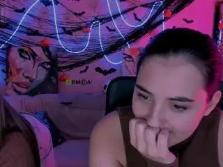 Kiki-swan  live sex cam