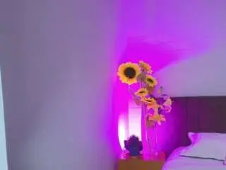 Kryssttalll  live sex cam