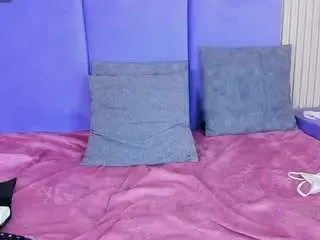 Milasaint26  live sex cam