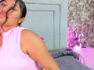 Shararous  live sex cam