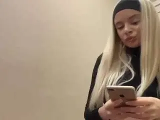 Theodorapazderski  live sex cam