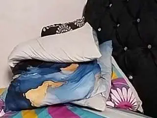 Danielleevans  live sex cam