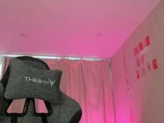 Eva-blossom  live sex cam