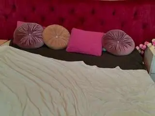 Jessicaamoore  live sex cam