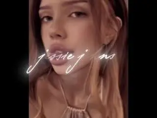 Jessie-johns  live sex cam