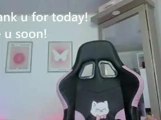 Melaanyluckk  live sex cam