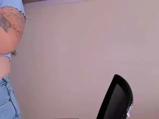 Prettyalis  live sex cam