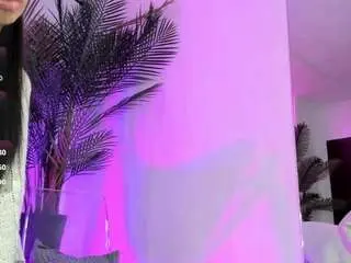 Bbyanna  live sex cam