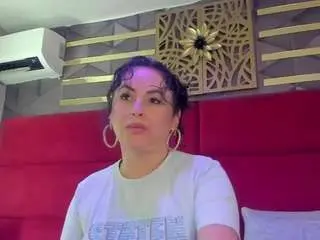 Hanny-milf  live sex cam