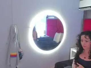 Hanny-milf  live sex cam