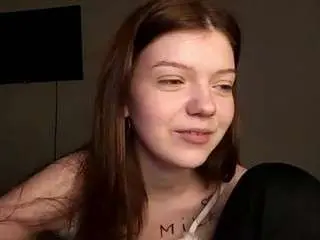 Mercedezdonelan  live sex cam