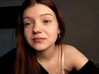 Mercedezdonelan  live sex cam