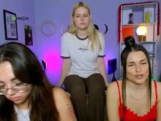 Alorea-faye  live sex cam