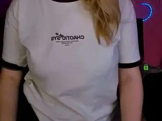 Alorea-faye  live sex cam