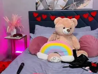 Curvy-dynamite  live sex cam